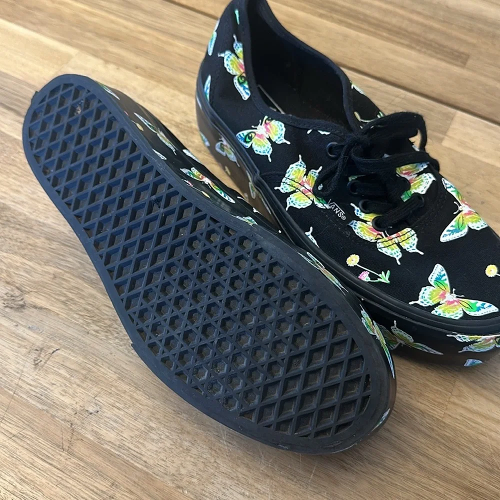 VANS AUTHENTIC STACKFORM PLATFORM SNEAKERS
